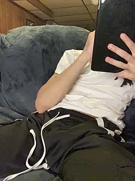 givemeabreak34 online show from March 2, 7:15 am