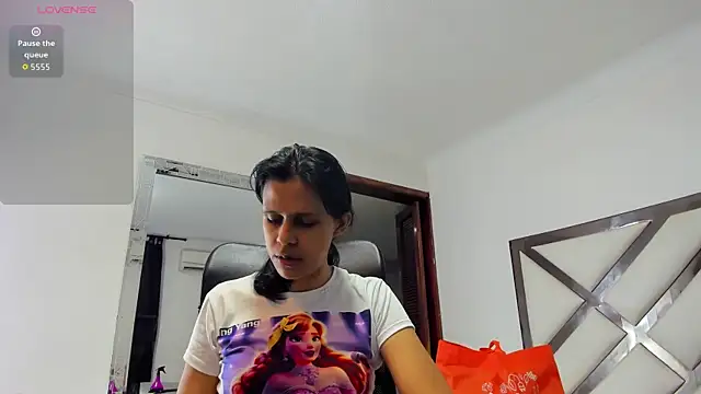 Snapshot of mitzukywinteer chatting on May 12, 9:01 pm mitzukywinteer online show from May 12, 9:01 pm