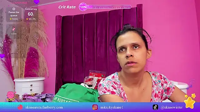 Snapshot of mitzukywinteer chatting on June 11, 9:57 pm mitzukywinteer online show from June 11, 9:57 pm