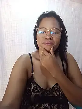 Snapshot of Yandris_1212 chatting on July 15, 1:49 pm Yandris 1212 online show from July 15, 1:49 pm