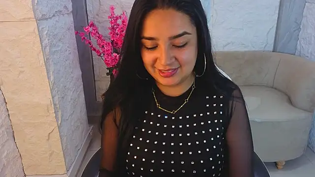 Aliz Cooper Tx online show from February 7, 7:50 pm