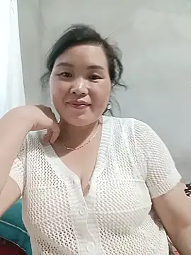 Snapshot of nana_nana99 chatting on June 5, 7:47 am nana nana99 online show from June 5, 7:47 am