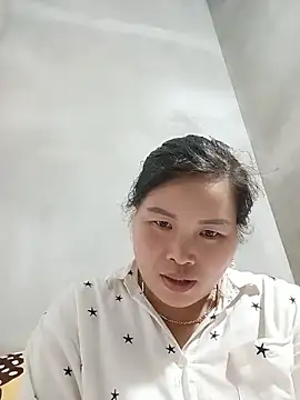 Snapshot of nana_nana99 chatting on June 8, 2:39 pm nana nana99 online show from June 8, 2:39 pm