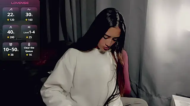 VictoriaHoneyy online show from May 7, 2:39 am