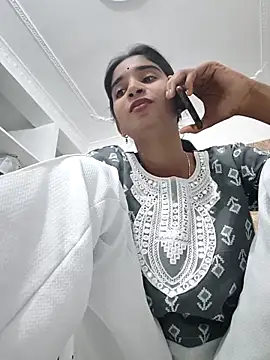 Cute-Natashaa online show from February 27, 4:18 pm