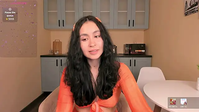 Snapshot of GiovannaAntonelli chatting on May 27, 7:44 pm GiovannaAntonelli online show from May 27, 7:44 pm