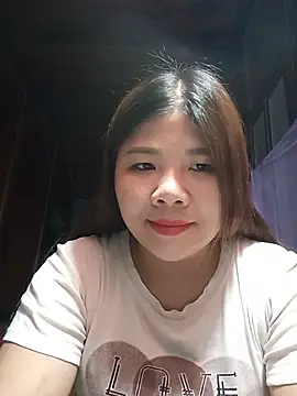 Snapshot of Lioe_koei chatting on May 13, 2:25 pm Lioe koei online show from May 13, 2:25 pm