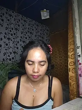 Snapshot of LoveSammantha24xxx chatting on May 30, 3:47 am LoveSammantha24xxx online show from May 30, 3:47 am