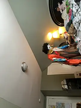 Snapshot of barracksbunny chatting on February 6, 3:26 pm barracksbunny online show from February 6, 3:26 pm