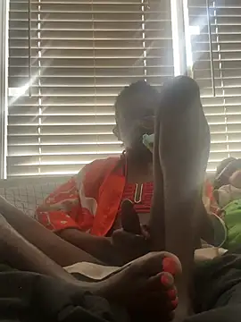 Snapshot of barracksbunny chatting on March 15, 2:01 pm barracksbunny online show from March 15, 2:01 pm