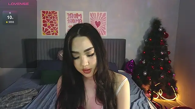 NaomiKim  online show from February 11, 6:40 am