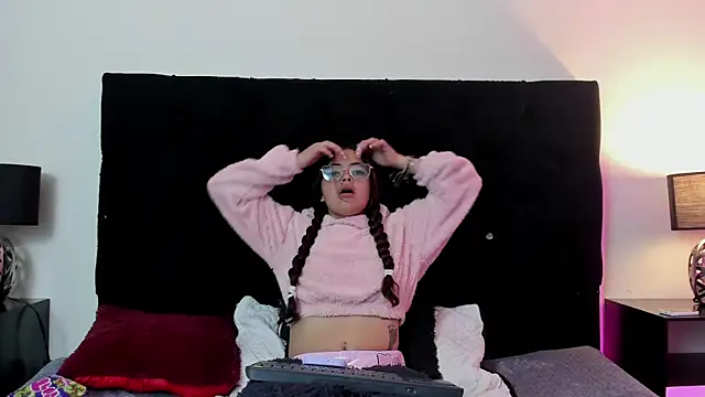 queen missy online show from May 10, 9:20 pm