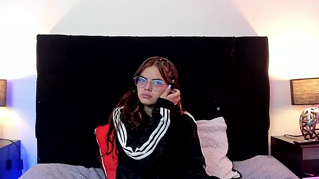 queen missy online show from July 4, 9:21 pm