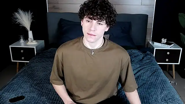 TylerGibson online show from February 21, 3:40 am