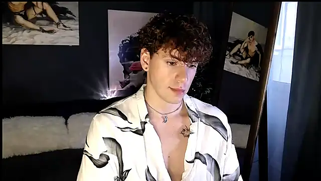 TylerGibson online show from July 16, 4:46 pm