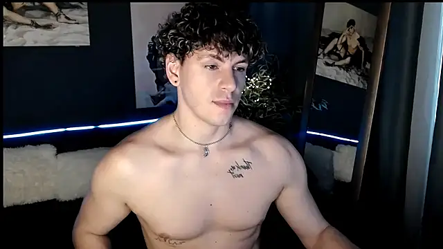 TylerGibson online show from July 25, 6:22 am