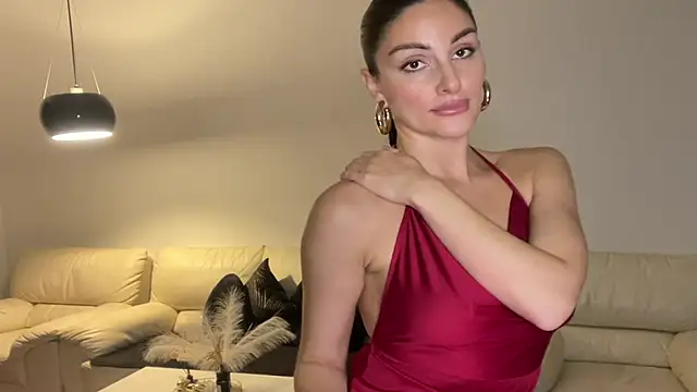 Snapshot of RoxelleSilvara69 chatting on July 5, 11:56 pm RoxelleSilvara69 online show from July 5, 11:56 pm
