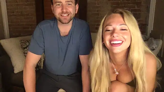 ThePrincessPeach online show from March 3, 12:28 am