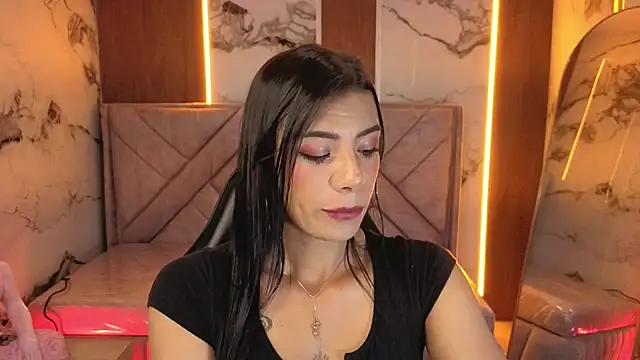 Snapshot of Melisa_v chatting on June 23, 7:56 pm Melisa v online show from June 23, 7:56 pm