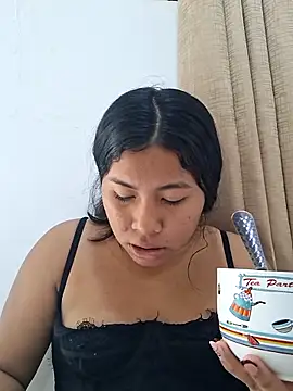 Sweet-Dirty-Storm online show from May 2, 2:55 pm