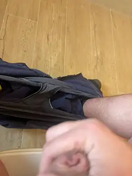 Snapshot of hotcgat chatting on March 18, 3:59 pm hotcgat online show from March 18, 3:59 pm