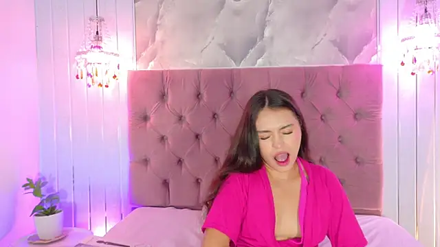 Snapshot of Gabby-Sweet chatting on June 30, 11:11 am Gabby-Sweet online show from June 30, 11:11 am