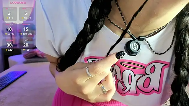 Snapshot of Samantha_Ros chatting on June 10, 12:04 pm Samantha Ros online show from June 10, 12:04 pm