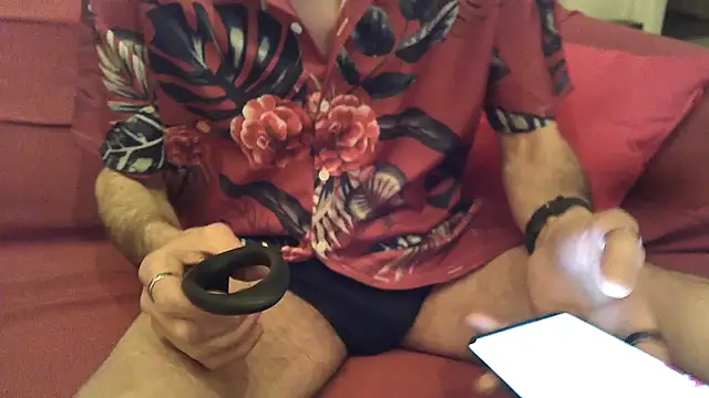 Snapshot of Danny_boy83 chatting on February 21, 9:16 pm Danny boy83 online show from February 21, 9:16 pm