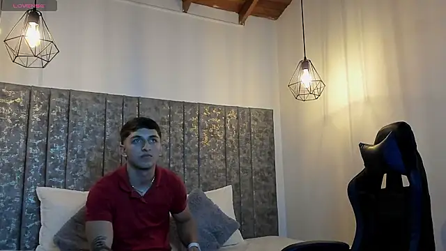 Calvin Hunter online show from March 8, 5:00 am