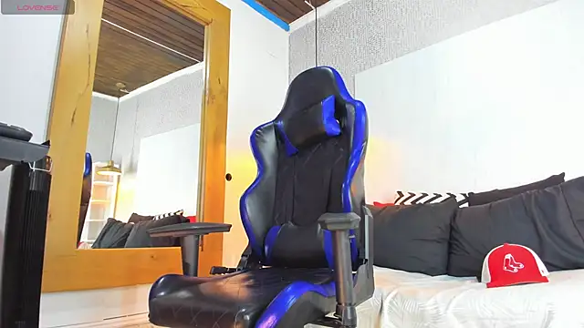 Dusan Grey77 online show from February 13, 4:08 am