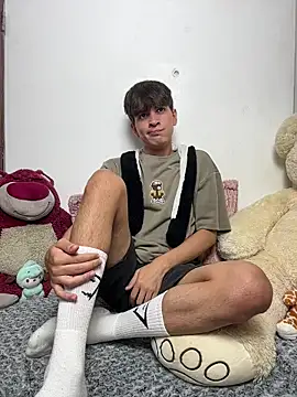 Naim TheKing online show from February 14, 5:37 am