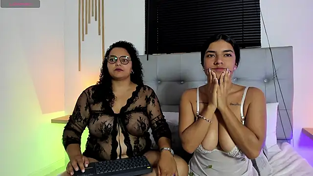 Snapshot of _kimmygrey chatting on March 3, 7:31 pm kimmygrey online show from March 3, 7:31 pm