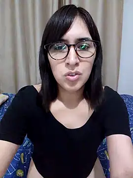 Snapshot of Eide-26 chatting on June 13, 2:31 am Eide-26 online show from June 13, 2:31 am