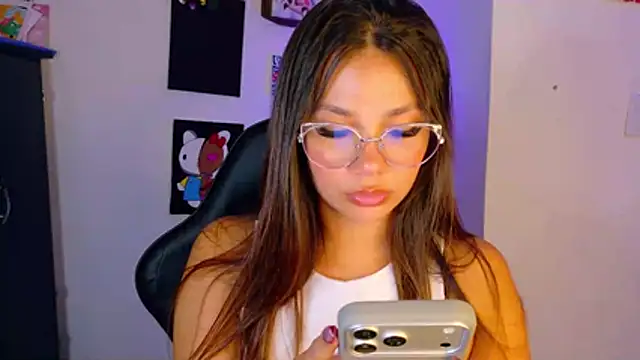 Snapshot of Wendy_Mills_ chatting on March 12, 12:28 am Wendy Mills online show from March 12, 12:28 am