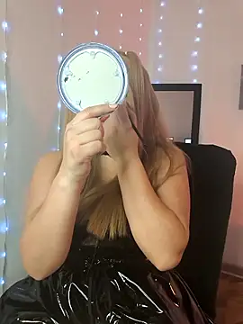 Snapshot of Selikayle_ chatting on February 28, 11:28 pm Selikayle online show from February 28, 11:28 pm