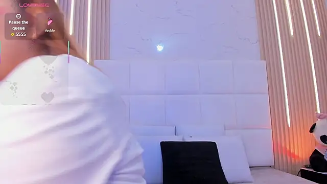 Snapshot of abril_snow chatting on July 28, 5:34 pm abril snow online show from July 28, 5:34 pm