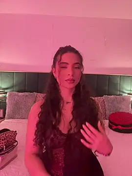 Snapshot of IrinaBlanc chatting on July 29, 10:30 pm IrinaBlanc online show from July 29, 10:30 pm