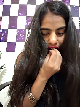 Snapshot of Alisha_Babyy chatting on May 25, 5:24 am Alisha Babyy online show from May 25, 5:24 am