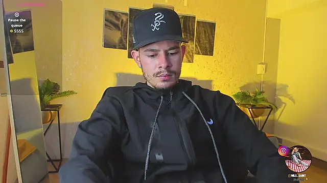 Snapshot of Nils_saintt chatting on February 3, 2:21 am Nils saintt online show from February 3, 2:21 am