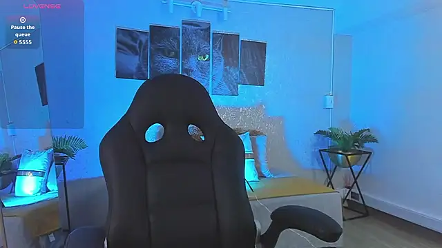 Snapshot of Nils_saintt chatting on March 3, 3:12 am Nils saintt online show from March 3, 3:12 am