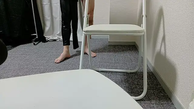 Snapshot of kyuleather chatting on March 17, 10:40 am kyuleather online show from March 17, 10:40 am