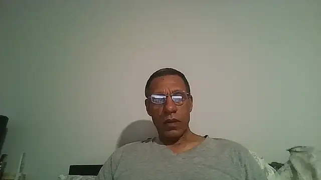 Snapshot of swimmer2496 chatting on January 17, 9:03 am swimmer2496 online show from January 17, 9:03 am