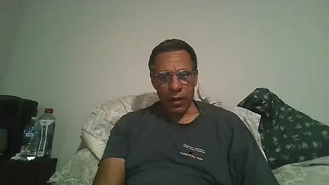 Snapshot of swimmer2496 chatting on February 3, 8:30 am swimmer2496 online show from February 3, 8:30 am