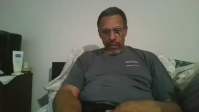 Snapshot of swimmer2496 chatting on March 8, 10:02 pm swimmer2496 online show from March 8, 10:02 pm