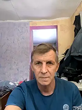 Snapshot of andrei73200 chatting on February 5, 4:33 pm andrei73200 online show from February 5, 4:33 pm