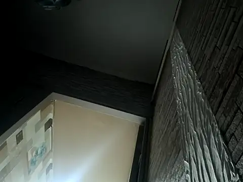 Snapshot of andrei73200 chatting on February 11, 3:00 am andrei73200 online show from February 11, 3:00 am