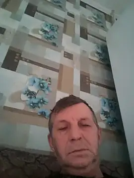 Snapshot of andrei73200 chatting on March 20, 2:16 am andrei73200 online show from March 20, 2:16 am