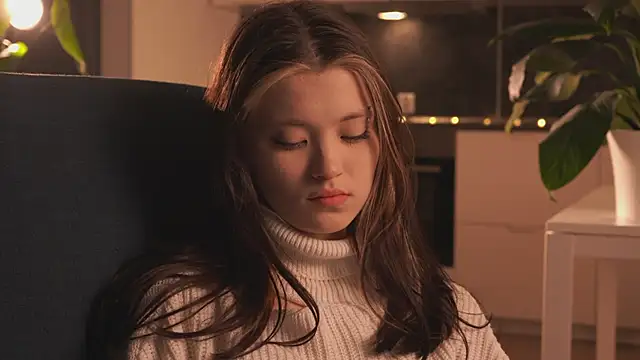 EleniRoeber online show from February 18, 4:14 pm