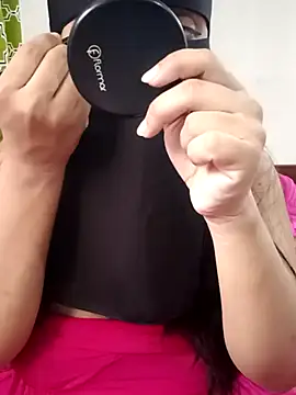 cooler 007 online show from February 4, 9:26 am