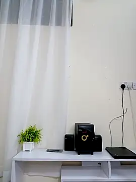 Silk Hennessy online show from February 7, 1:09 am